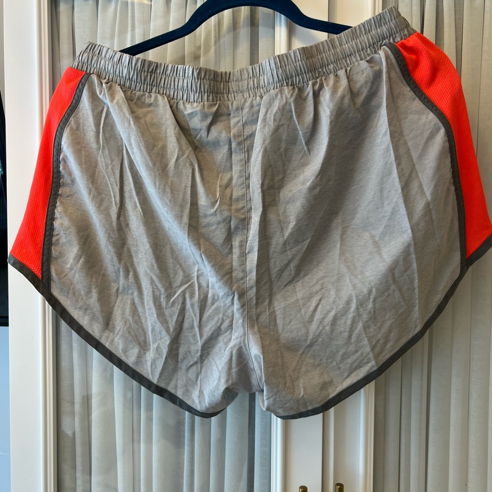 Under Armour Gray and Orange FLY BY Athletic Shorts with Dolphin Hem SIZE L - Picture 6 of 9